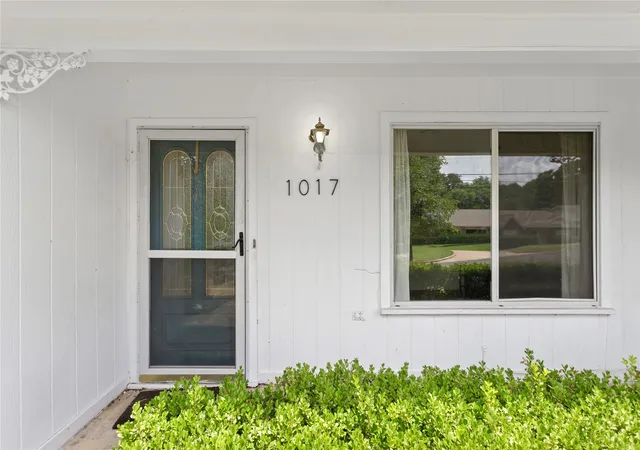 Photo 3 of Single family home for sale at 1017 Wedgewood Dr, Woodway, TX 76712 | MLS# 21336874 | Listing updated on 2026-08-28
