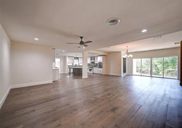 4th image of 3900 Pelham Rd, Fort Worth, TX 76116 | MLS# 21334000