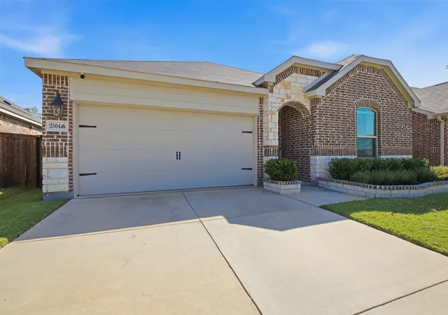 Photo 1 of Single family home for sale at 3504 Maroon Creek Rd, Aubrey, TX 76227 | MLS# 21338333 | Listing updated on 2026-08-27