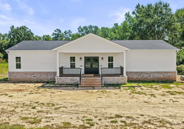 Photo 1 of Single family home for sale at 562 County Road 4230, Pittsburg, TX 75686 | MLS# 21340953 | Listing updated on 2026-08-03