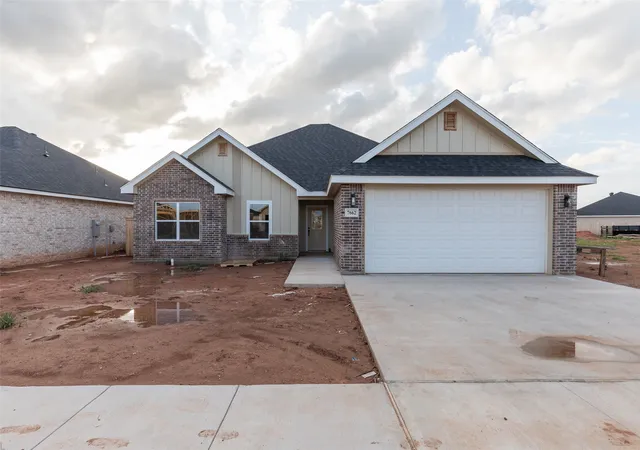 Photo 2 of Single family home for sale at 7658 Wildflower Wy, Abilene, TX 79602 | MLS# 21340978 | Listing updated on 2026-08-31