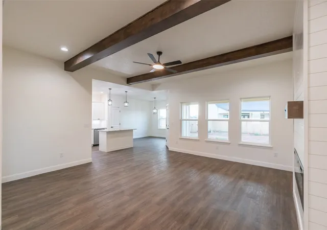Photo 4 of Single family home for sale at 7658 Wildflower Wy, Abilene, TX 79602 | MLS# 21340978 | Listing updated on 2026-08-31