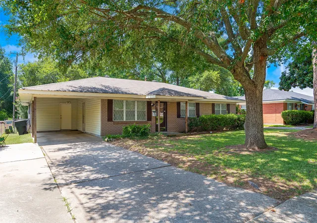 Photo 1 of Sale Pending at 3025 Marquette Ave, Shreveport, LA 71108 | MLS# 21341009 | Listing updated on 2026-07-26