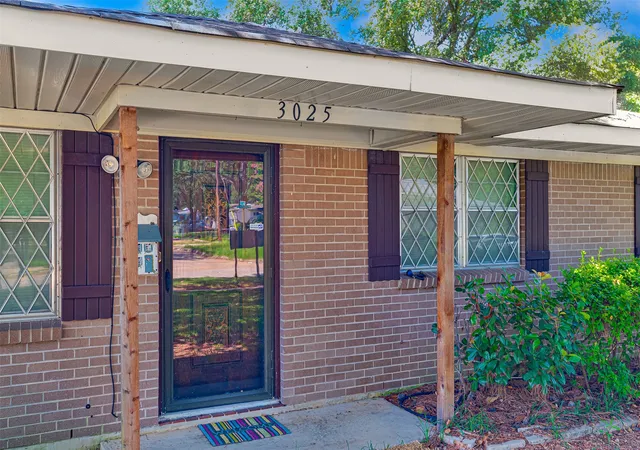 Photo 3 of Sale Pending at 3025 Marquette Ave, Shreveport, LA 71108 | MLS# 21341009 | Listing updated on 2026-07-26