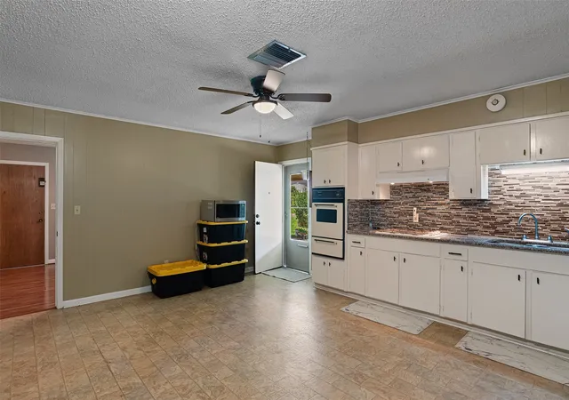 Photo 4 of Sale Pending at 3025 Marquette Ave, Shreveport, LA 71108 | MLS# 21341009 | Listing updated on 2026-07-26