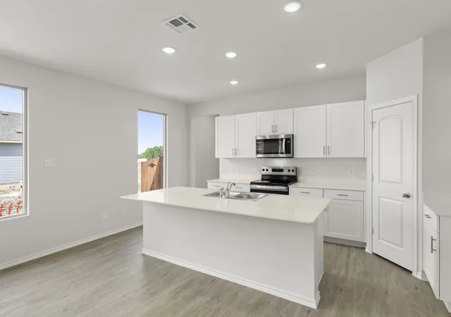 Photo 4 of Single family home for sale at 1609 Potomac Ln, Blue Ridge, TX 75424 | MLS# 21341066 | Listing updated on 2026-10-01
