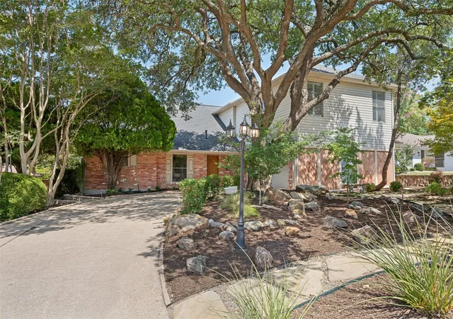 3rd image of 337 Ridgebriar Dr, Richardson, TX 75080 | MLS# 21334619