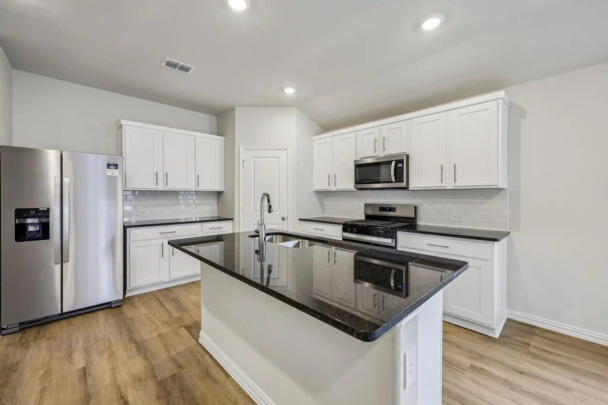 Photo 1 of Single family home for sale at 2120 Santa Anita St, Seagoville, TX 75159 | MLS# 21340317 | Listing updated on 2026-10-19