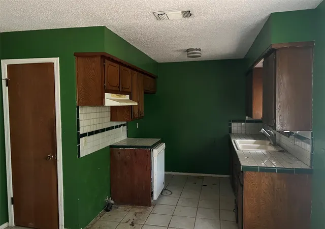 Photo 3 of Single family home for sale at 233 Hillcrest Dr, Nocona, TX 76255 | MLS# 21333455 | Listing updated on 2026-07-25