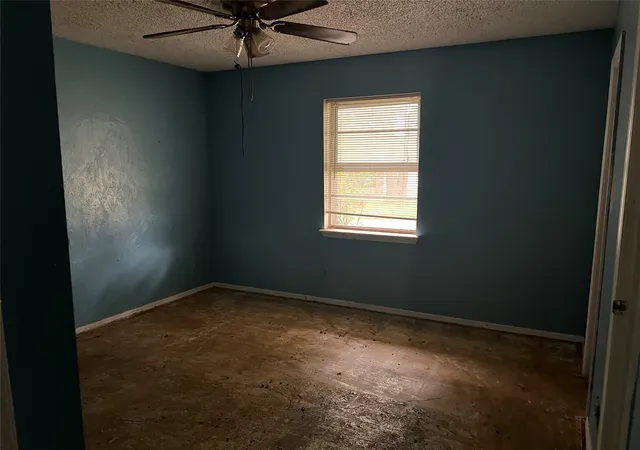 Photo 4 of Single family home for sale at 233 Hillcrest Dr, Nocona, TX 76255 | MLS# 21333455 | Listing updated on 2026-07-25