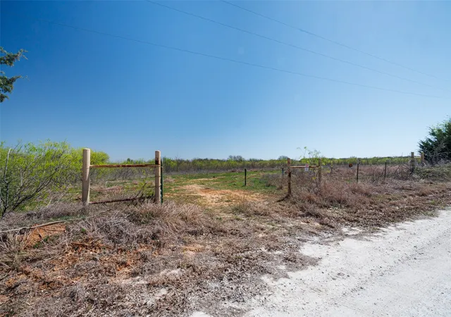 Photo 3 of Land for sale at Tba Hcr-1364 #Tract 4, Itasca, TX 76055 | MLS# 21341073 | Listing updated on 2026-07-26