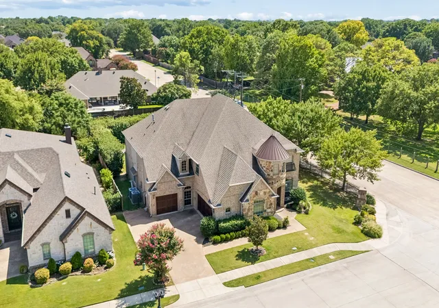 Photo 1 of Single family home for sale at 2405 Arbor Gate Ln, Colleyville, TX 76034 | MLS# 21341085 | Listing updated on 2026-10-03