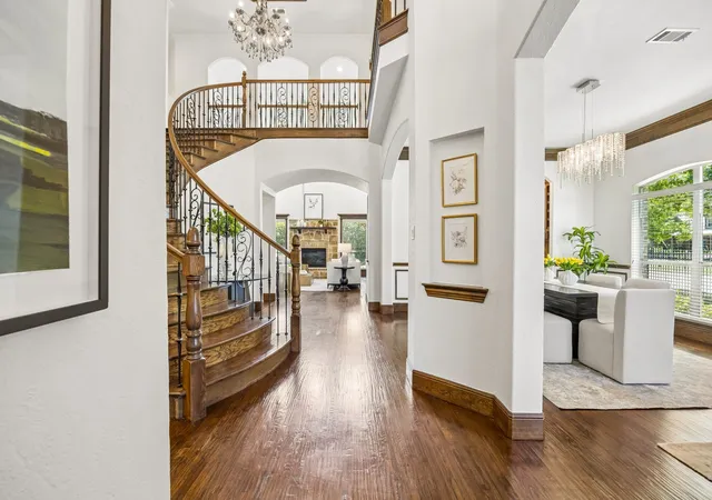Photo 3 of Single family home for sale at 2405 Arbor Gate Ln, Colleyville, TX 76034 | MLS# 21341085 | Listing updated on 2026-10-03