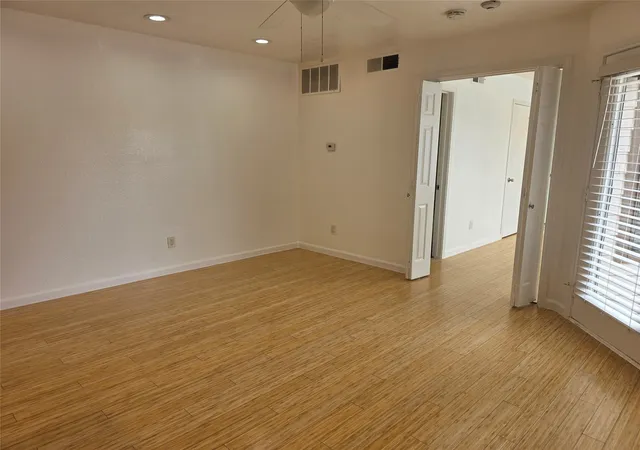 Photo 3 of Condo for sale at 2300 Balsam Dr #G306, Arlington, TX 76006 | MLS# 21340828 | Listing updated on 2026-07-25