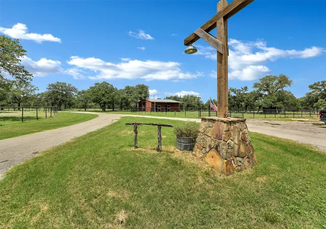 Photo 3 of Single family home for sale at 3911 N Hwy 281, Mineral Wells, TX 76067 | MLS# 21341151 | Listing updated on 2026-09-25