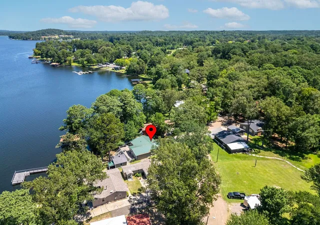 Photo 3 of Single family home for sale at 208 Southshore Dr, Lone Star, TX 75668 | MLS# 21341280 | Listing updated on 2026-07-25