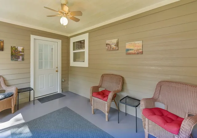 Photo 3 of Sale Pending at 208 Southshore Dr, Lone Star, TX 75668 | MLS# 21341280 | Listing updated on 2026-09-29