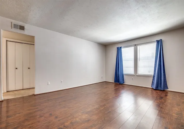 4th image of 5111 Skillman St #128, Dallas, TX 75206 | MLS# 21336249