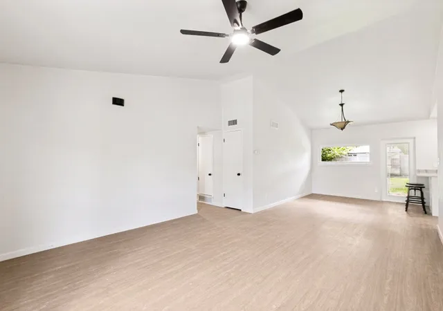 Photo 4 of Single family home for sale at 5033 Overcrest Dr, Garland, TX 75043 | MLS# 21341202 | Listing updated on 2026-07-27
