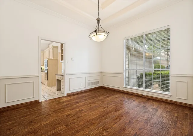 Photo 3 of Single family home for sale at 1105 Hills Creek Dr, Mc Kinney, TX 75072 | MLS# 21339628 | Listing updated on 2026-08-23