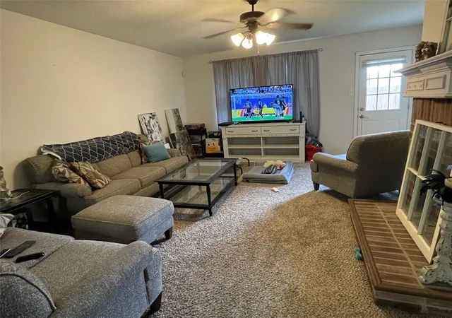 Photo 3 of Single family home for sale at 9565 Stanhope Dr, Frisco, TX 75035 | MLS# 21335708 | Listing updated on 2026-08-19