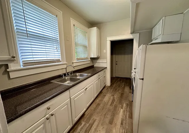 5th image of 1054 Wilkinson St, Shreveport, LA 71104 | MLS# 21341408