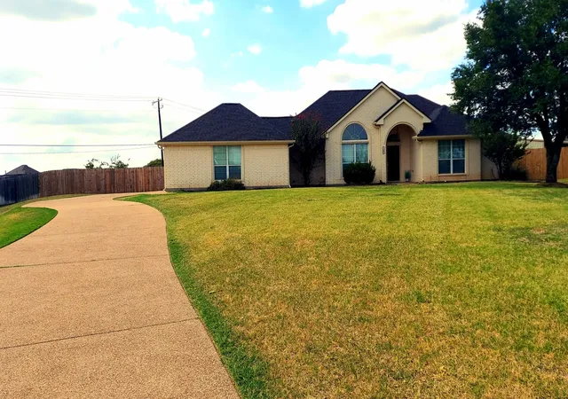 1st image of 1107 Woodbridge Ct, Willow Park, TX 76087 | MLS# 21341225