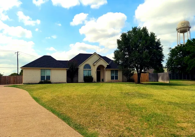 2nd image of 1107 Woodbridge Ct, Willow Park, TX 76087 | MLS# 21341225