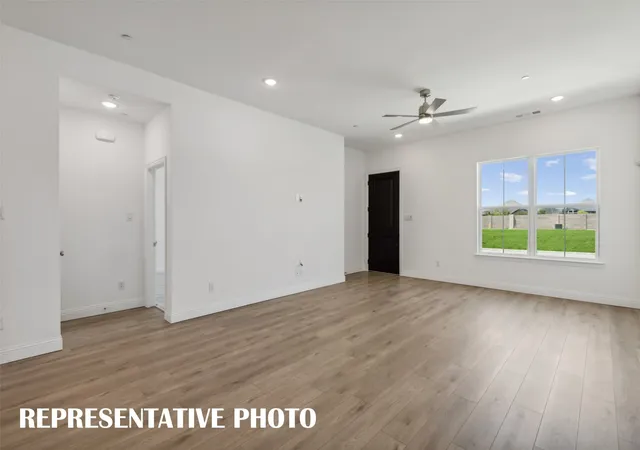 Photo 3 of Townhouse for sale at 1028 Splitrock Dr, Allen, TX 75013 | MLS# 21341390 | Listing updated on 2026-07-27