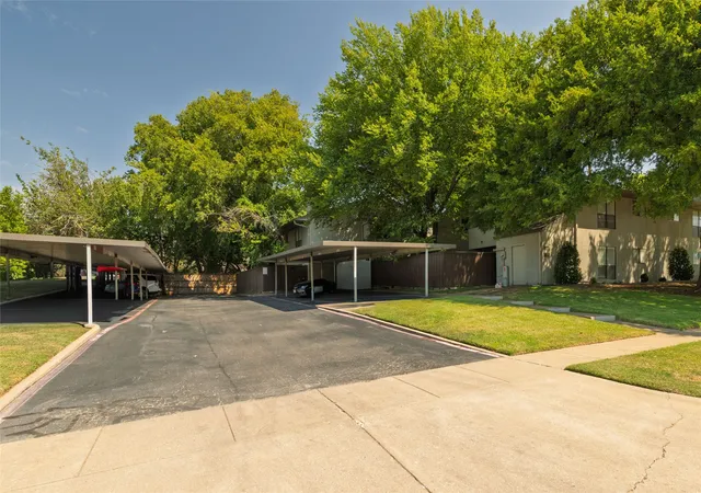 Photo 3 of Sale Pending at 4920 Byers Ave #B, Fort Worth, TX 76107 | MLS# 21340859 | Listing updated on 2026-08-27