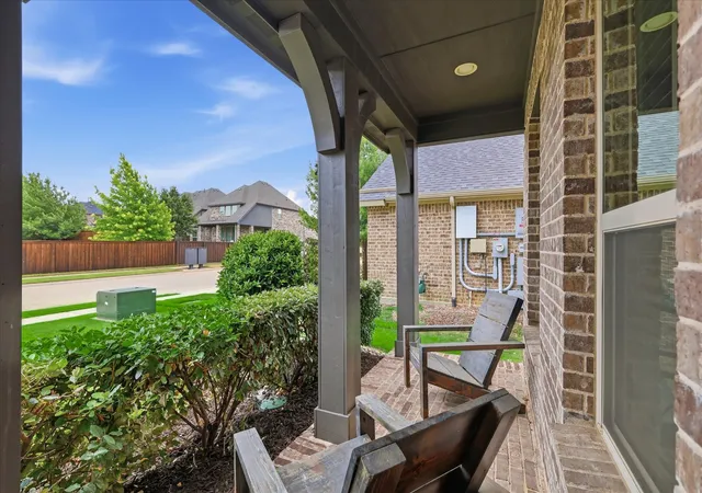 Photo 2 of Single family home for sale at 6213 Whiskerbrush Rd, Argyle, TX 76226 | MLS# 21338998 | Listing updated on 2026-07-25