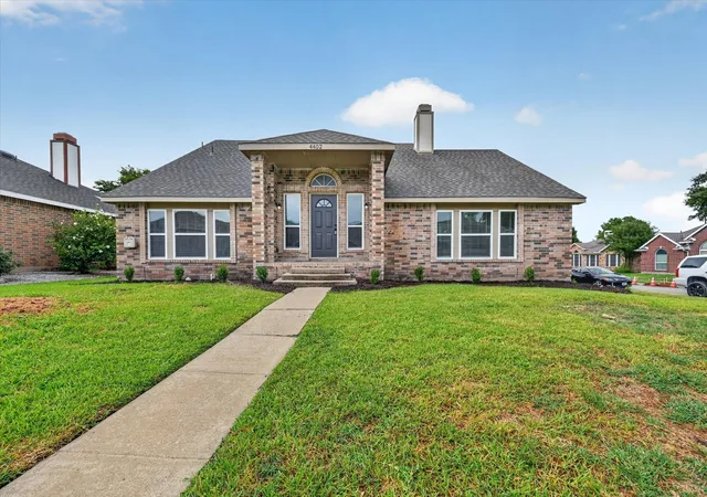 Photo 1 of Single family home for sale at 4402 Durango Ln, Mc Kinney, TX 75070 | MLS# 21334825 | Listing updated on 2026-08-27