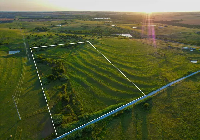 Photo 1 of Land for sale at Tbd Hcr 3220, Penelope, TX 76676 | MLS# 21341482 | Listing updated on 2026-08-28