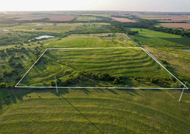 Photo 4 of Land for sale at Tbd Hcr 3220, Penelope, TX 76676 | MLS# 21341482 | Listing updated on 2026-08-28