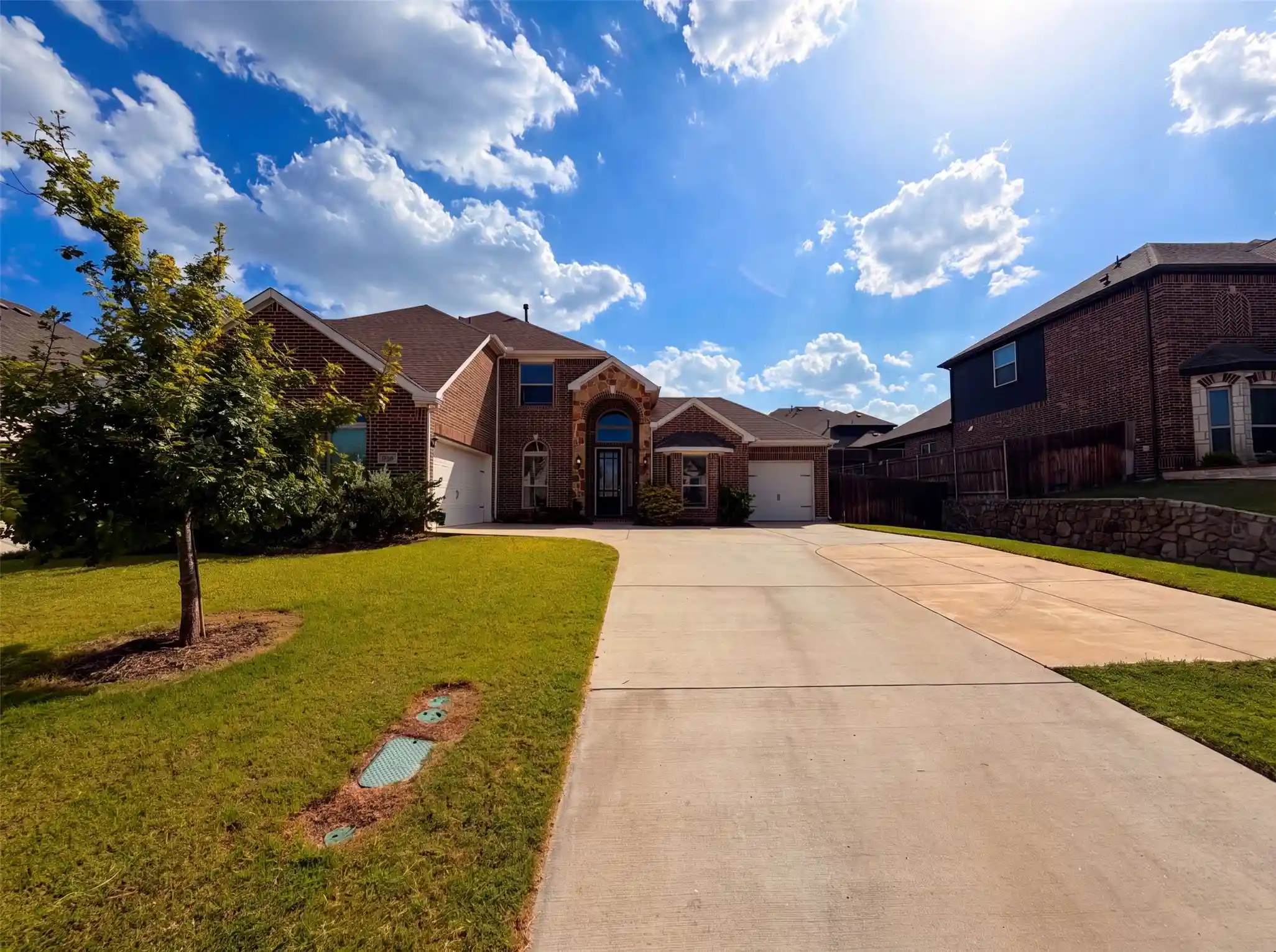 Single family home for sale at 4305 Curlew Ln, Garland, TX 75043 | MLS# 21341504