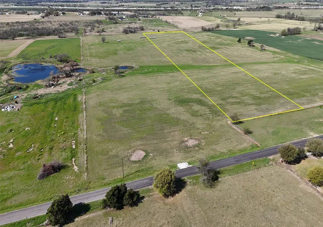 Photo 1 of Land for sale at Tbd Tract 6 Cemetery Rd, West, TX 76691 | MLS# 21340644 | Listing updated on 2026-08-06