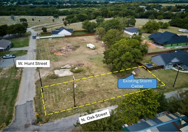 Photo 1 of Land for sale at 400 W Hunt St, Leonard, TX 75452 | MLS# 21340539 | Listing updated on 2026-07-26