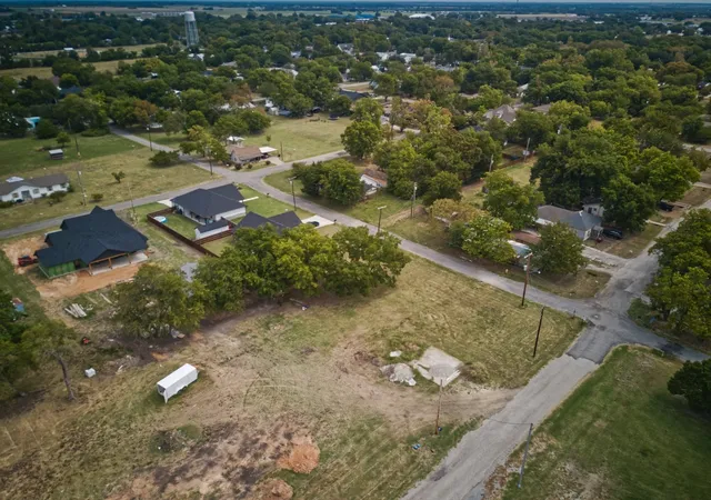 Photo 4 of Land for sale at 400 W Hunt St, Leonard, TX 75452 | MLS# 21340539 | Listing updated on 2026-07-26