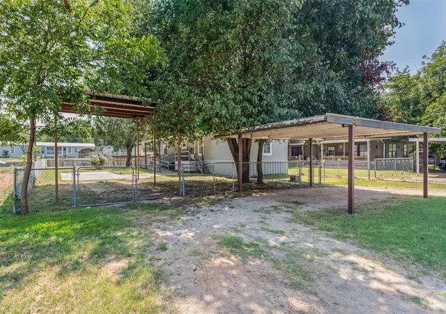 Photo 2 of Manufactured home for sale at 3616 Pecan Grove Ct, Granbury, TX 76048 | MLS# 21341506 | Listing updated on 2026-08-29