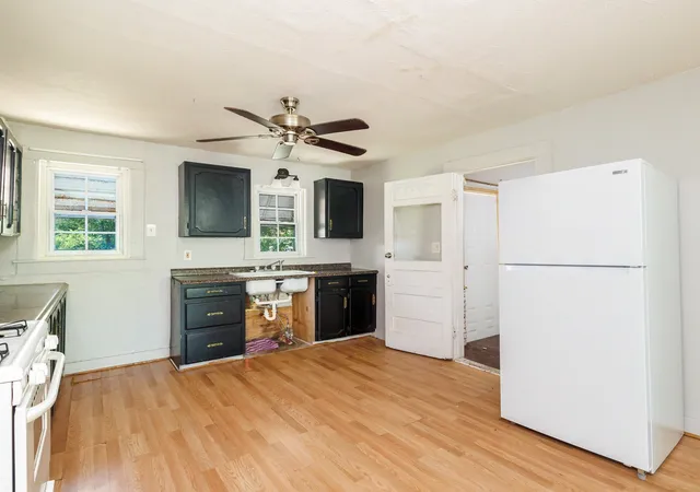 Photo 4 of Single family home for sale at 1805 7Th St, Brownwood, TX 76801 | MLS# 21340179 | Listing updated on 2026-09-04
