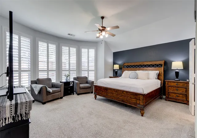 Photo 4 of Sale Pending at 1237 Burnett Dr, Lantana, TX 76226 | MLS# 21341381 | Listing updated on 2026-08-24