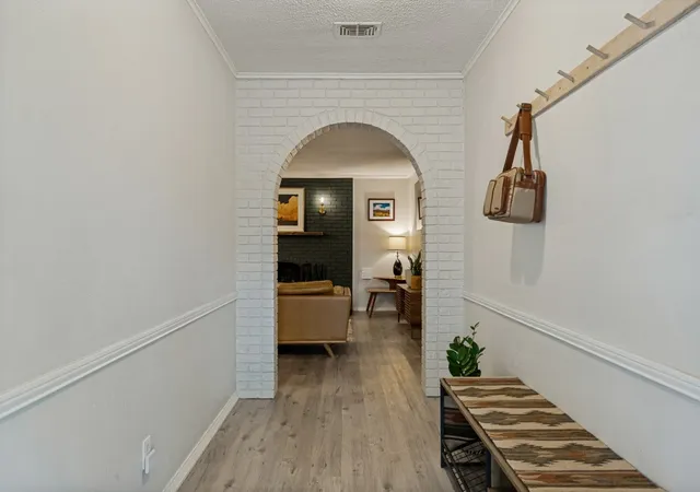 Photo 3 of Single family home for sale at 410 E White St, Pilot Point, TX 76258 | MLS# 21341439 | Listing updated on 2026-08-20