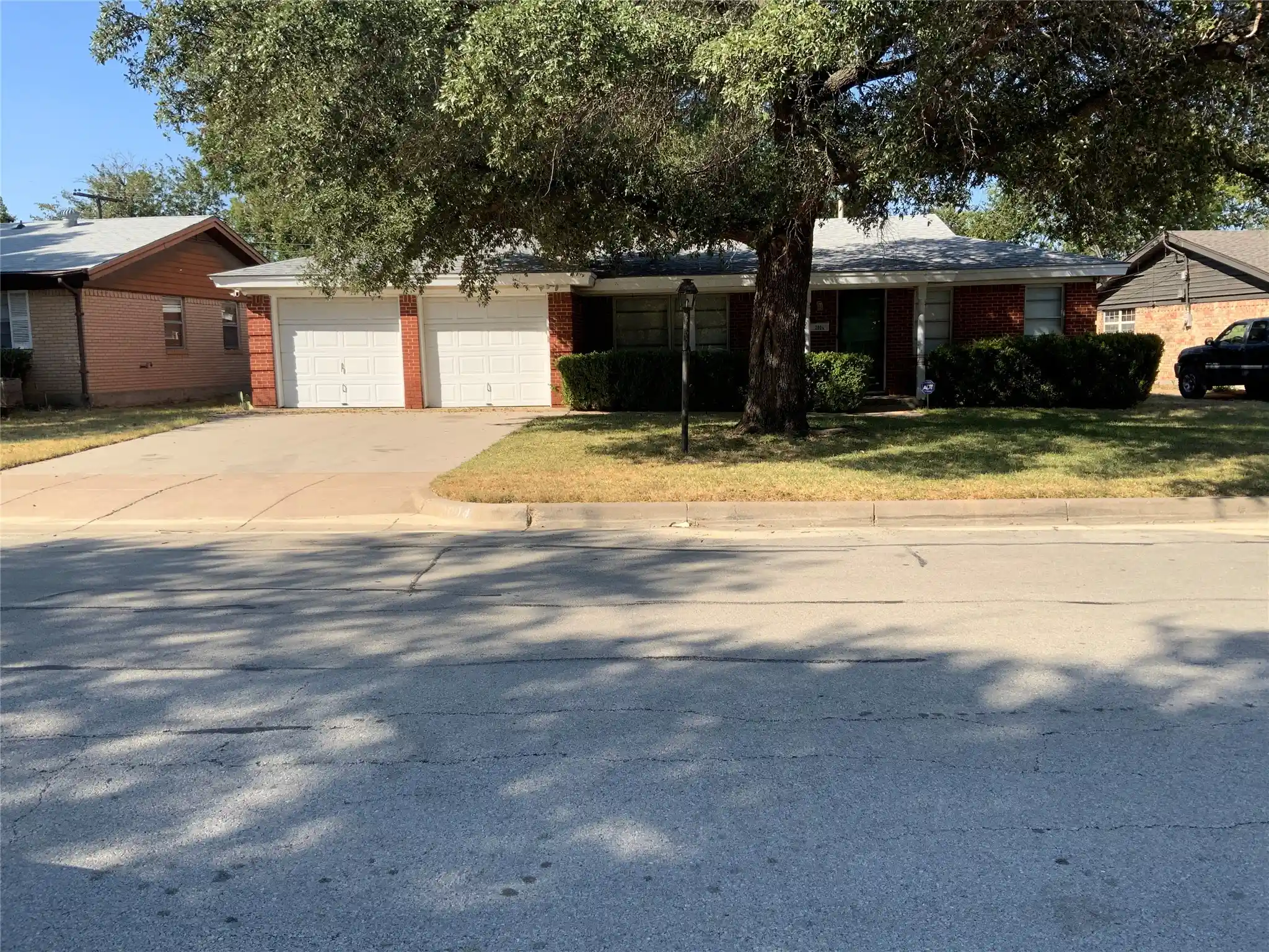 Photo 1 of Single family home for sale at 2004 Bettibart St, Fort Worth, TX 76134 | MLS# 21341542 | Listing updated on 2026-10-10