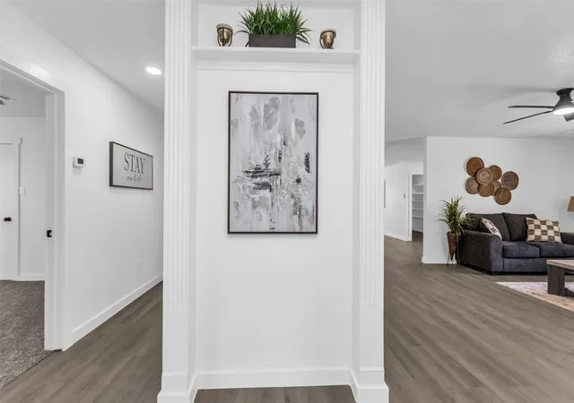Photo 3 of Single family home for sale at 522 Alameda Ave, Duncanville, TX 75137 | MLS# 21341315 | Listing updated on 2026-08-31