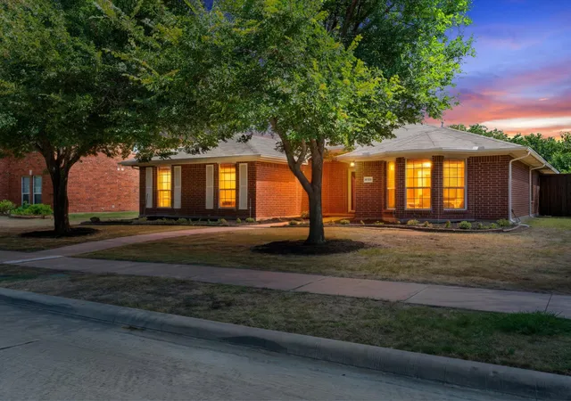 Photo 3 of Single family home for sale at 4105 Freedom Ln, Frisco, TX 75033 | MLS# 21334384 | Listing updated on 2026-08-20