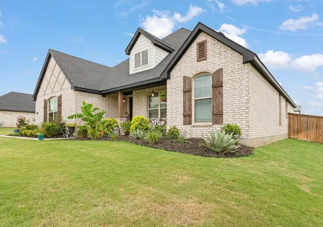 Photo 2 of Single family home for sale at 9448 Wildcat Rdg, Godley, TX 76044 | MLS# 21341602 | Listing updated on 2026-08-29