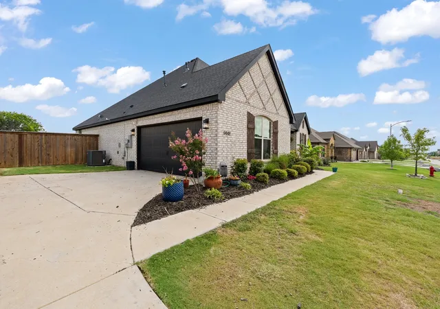 Photo 3 of Single family home for sale at 9448 Wildcat Rdg, Godley, TX 76044 | MLS# 21341602 | Listing updated on 2026-08-29
