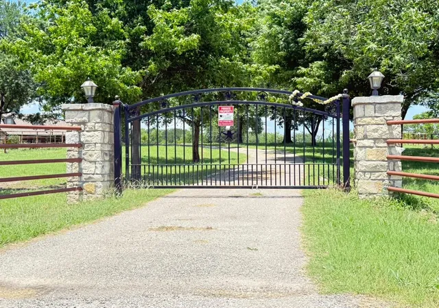Photo 1 of Land for sale at 2621 Fm 1827, Mc Kinney, TX 75071 | MLS# 21297336 | Listing updated on 2026-08-30