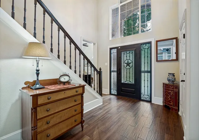 Photo 4 of Single family home for sale at 2326 Ox Bow Ct, Arlington, TX 76006 | MLS# 21341556 | Listing updated on 2026-08-17