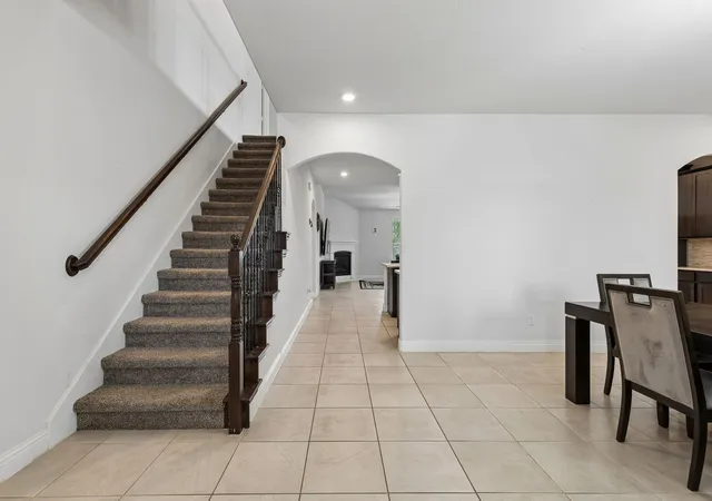 Photo 4 of Single family home for sale at 2900 Half Moon Rd, Aubrey, TX 76227 | MLS# 21341516 | Listing updated on 2026-08-11